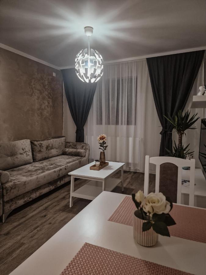 Immocity Oradea Exterior foto